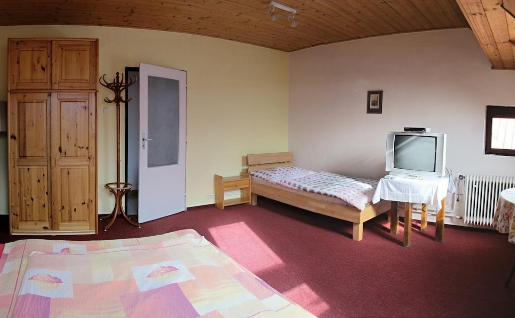 Penzion Eliska Prague Ngoại thất bức ảnh